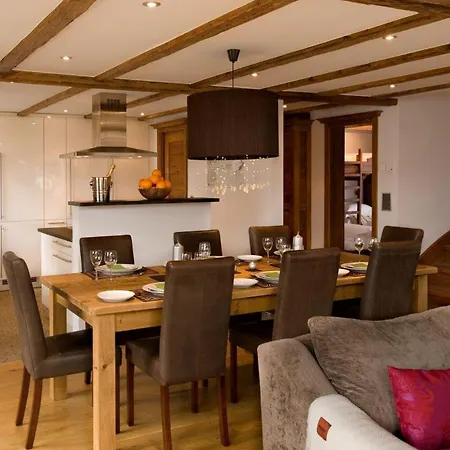 Panorama Chalet Stunning Glacial Views And Majestic Dom Peaks Chalet
