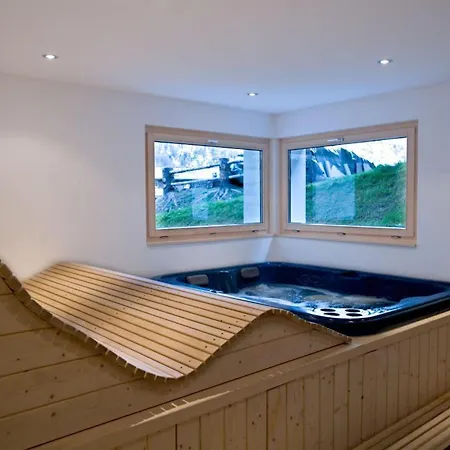 Panorama Chalet Stunning Glacial Views And Majestic Dom Peaks Saas-Fee